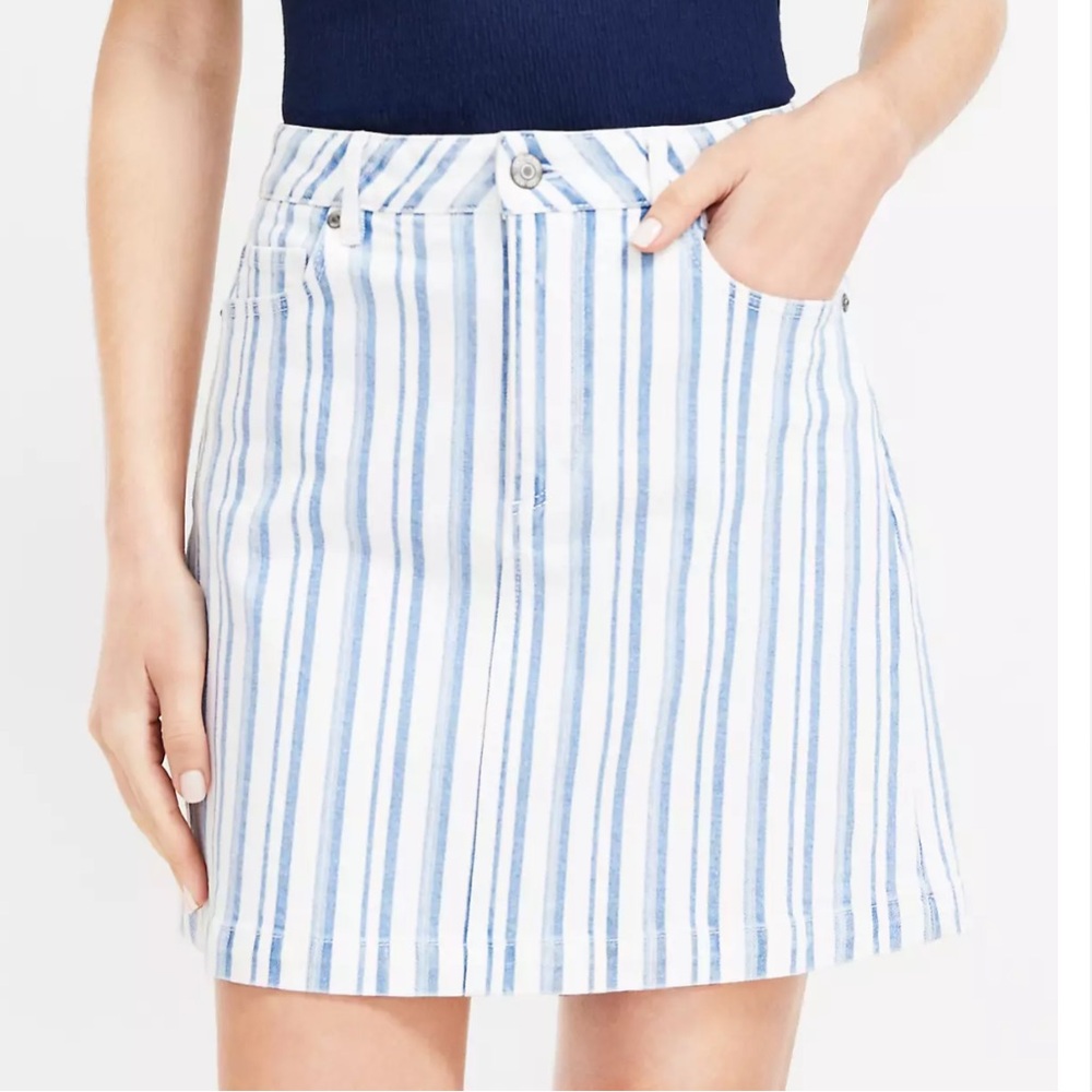 Loft Striped Blue White Denim Mini Skirt Size 4 NWT